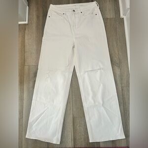 Old Navy Extra High-Waisted Sky-Hi Wide Leg White Jeans Size 12